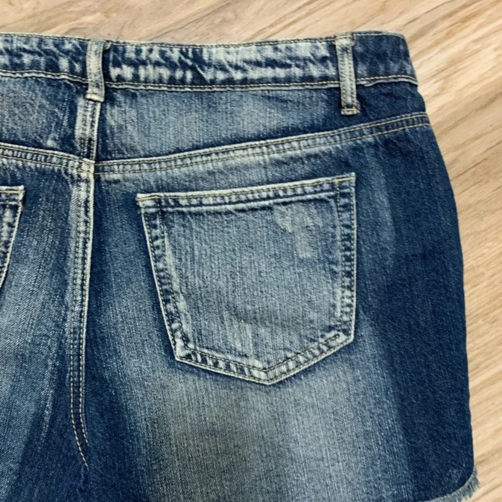Mossimo Supply Co. mossimo distressed